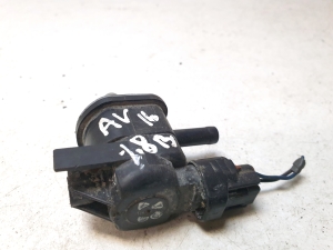 TOYOTA Avensis T27 (2008–2019) Muu klapp 90910TC001 - 3