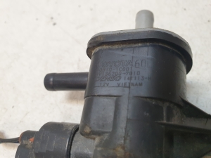 TOYOTA Avensis T27 (2008–2019) Muu klapp 90910TC001 - 5