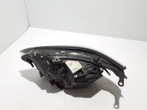 BMW 5 SERIES E60 (2003–2010) Headlight 7177752 - 7