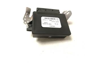 Mazda CX-3 (2015–2026) Electric parking brake control module D24P437E1 - 4