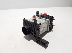 VOLVO XC60 (2017–2026) Vahejahuti radiaator 32249372 - 3