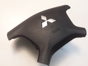 Mitsubishi Pajero IV (2006–2026) Stūres drošības spilvens 7030A099 - 4