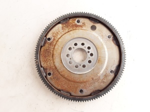  Clutch flywheel 