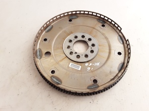  Clutch flywheel 