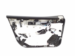 Infiniti Q30 (2015–2018) Front door panel 809005DA2D - 5