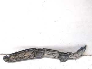 Rear bumper bracket - 52576OF010