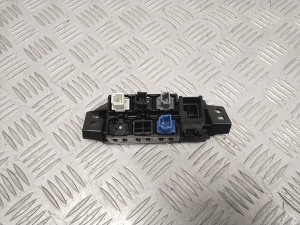 NISSAN Leaf II (2017–2026) Other switch 681RU5SH0A - 2