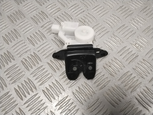 NISSAN Leaf II (2017–2026) Trunk lid lock - 2