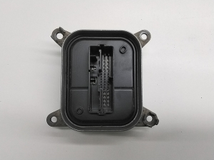 Tesla Model 3 3 (2016–2024) Ksenoontulede juhtplokk 1532925 - 2