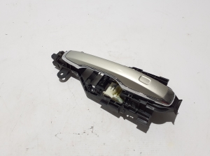 VOLVO XC90 (2015–2024) Front door external opening handle and its details - 2