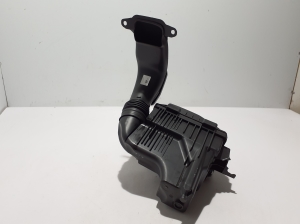 RENAULT Clio V (2019–2026) Air filter housing 165003342R - 4