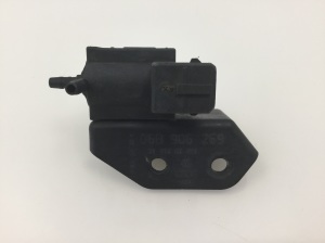 AUDI A4 B5 (1994–2001) Solenoid 037906283A - 4
