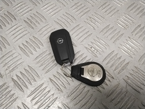 Opel Grandland X (2017–2026) Süütevõti 9811802177 - 5
