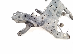 BMW 2 SERIES F45 (2014–2026) Eesmine alusraam 6872730 - 4