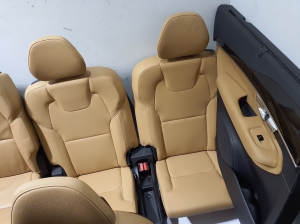 VOLVO XC90 (2015–2024) Salons un tā detaļas - 6