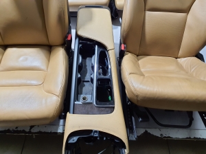 VOLVO XC90 (2015–2024) Salons un tā detaļas - 7