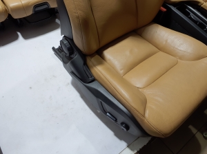 VOLVO XC90 (2015–2024) Salons un tā detaļas - 8