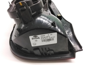 Volkswagen Up (2012–2026) Eckleuchte hinten 1S0945096G - 3