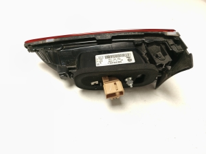 Volkswagen Golf VIII (2019–2026) Tagatuli tagaluugil 5H0945093J - 9
