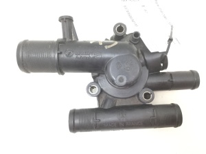  Thermostat housing 