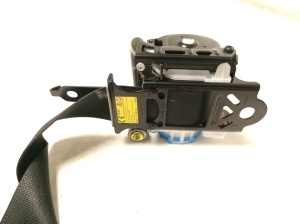 Mazda CX-3 (2015–2026) Front seat belt TTCAH2EH985 - 4