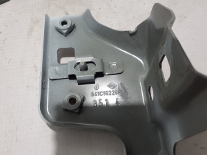 RENAULT Clio V (2019–2026) Front fender bracket 641C16229R - 2