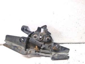 TOYOTA Corola Verso R1 (2004–2009) Hood latch - 4