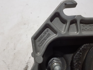 RENAULT Clio V (2019–2026) Engine bracket 112223040R - 2