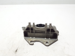RENAULT Clio V (2019–2026) Engine bracket 112223040R - 3