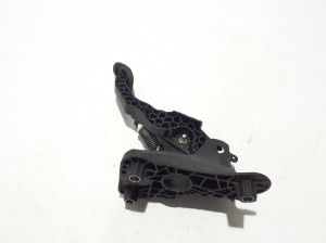 RENAULT Clio V (2019–2026) Siduripedaal 465401750R - 4