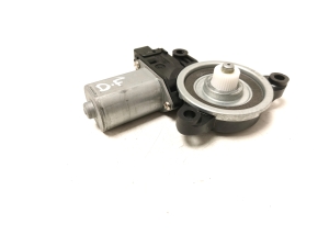 Mazda CX-3 (2015–2026) Front door window regulator motor B45C5858X - 3