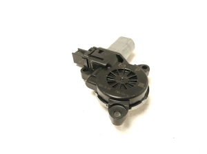 Mazda CX-3 (2015–2026) Front door window regulator motor B45C5858X - 4