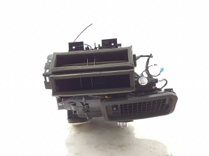 RENAULT Clio V (2019–2026) Heater and its parts 272100255R - 3