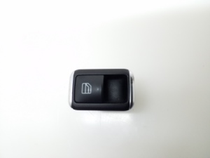   Rear side door glass switch 