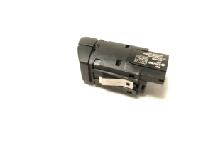BMW 2 SERIES F45 (2014–2026) Hazard light switch 9354186 - 5
