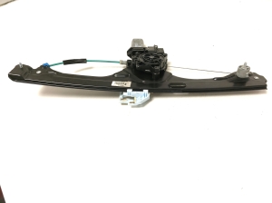 BMW 2 SERIES F45 (2014–2026) Priekšējo durvju logu pacēlājs un tā daļas 2579945 - 3