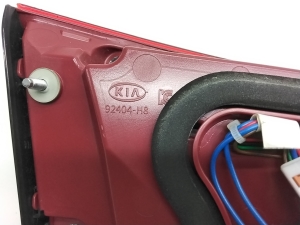 Kia Stonic I (2017–2026) Rückleuchte Heckleuchte innen 92404H8 - 5