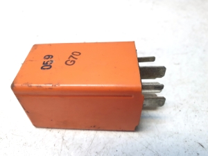 Saab 9-5 (1997–2010) Relay 5KG00567501 - 5