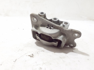 VOLVO XC90 (2015–2024) Gearbox mount 31460716 - 4