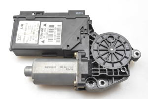 Fensterhebermotor vorne - 8E1959802B