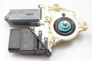 Hinterer Seitentür-Fensterhebermotor - 1K0959704P