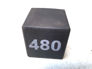 Volkswagen Transporter T5 (2003–2015) Glow plug relay 7H0927841 - 2