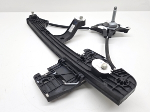 Rear side door window regulator and its parts - 9829046380