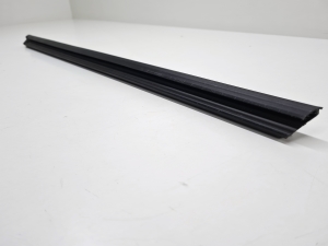 Opel Corsa F (2019–2026) Esiukse liist 39126112 - 3