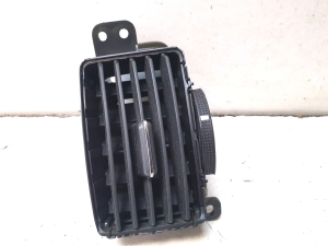 TOYOTA Corola Verso R1 (2004–2009) Dashboard air vent grilles 5566064010 - 3