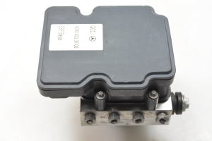 Mercedes Benz A-Class 176 (2012–2018) ABS unit A0004313700 - 3