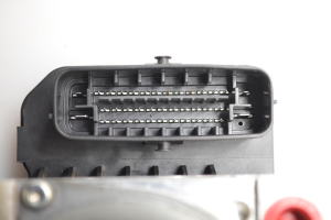 TOYOTA Hilux (2015–2020) ABS unit 4454071500 - 3