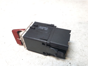 Volkswagen Passat B6 (2005–2010) Warnblinkschalter 300953509 - 2