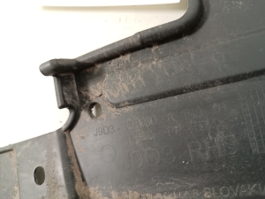 Jaguar l-Pace (2018–2026) Rear bumper bracket J9D317B930A - 3