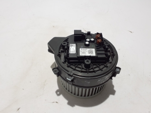 VOLVO XC90 (2015–2024) Salongi puhuri mootor 31497372 - 2